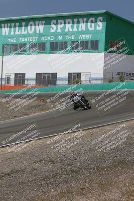 media/Apr-20-2025-AHRMA (Sun) [[393a79c373]]/Race/Group 4/Turn 4b/